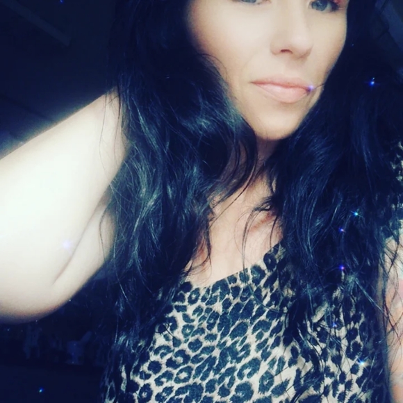 Meet your Posher, Sarah - Picture 7 of 7